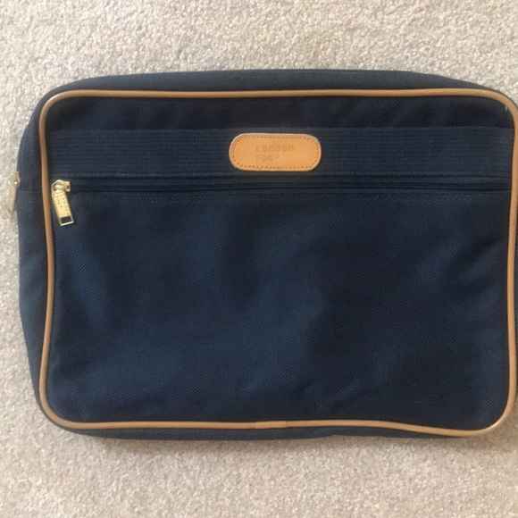 London Fog Canvas Portfolio Zippered Envelope - Picture 6 of 7